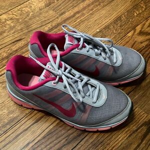 Nike Women's Gray and Pink Sneakers